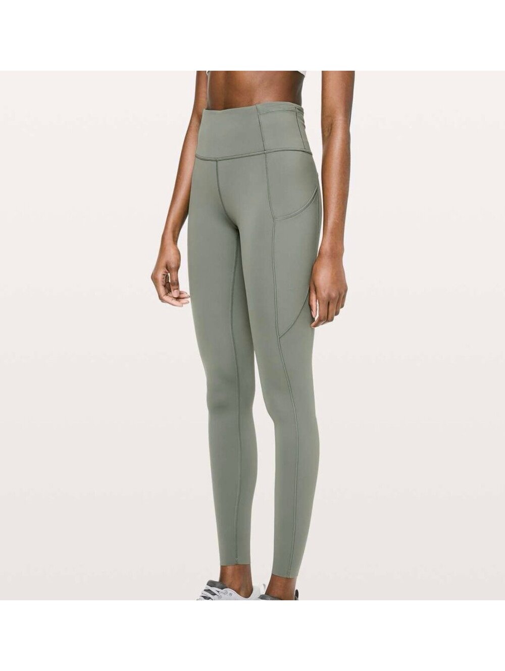 Lululemon Fast and Free High-Rise Leggings w/ Pockets – Size 8 – Sage Green